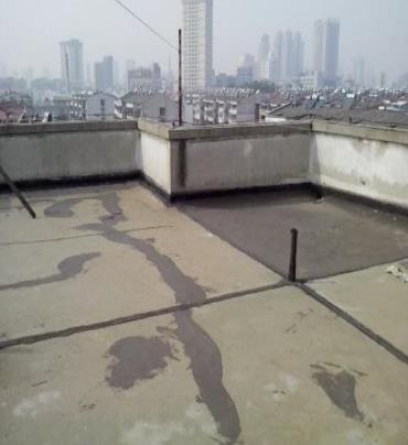 广元市漏水维修 楼顶漏水是什么原因，楼顶漏水维修方法是什么?